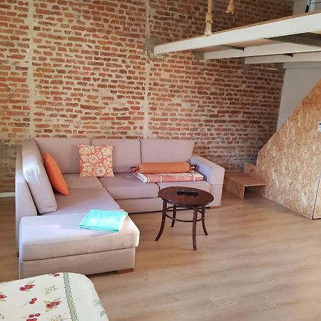 Yes2 Apartment Tirana Bagian luar foto