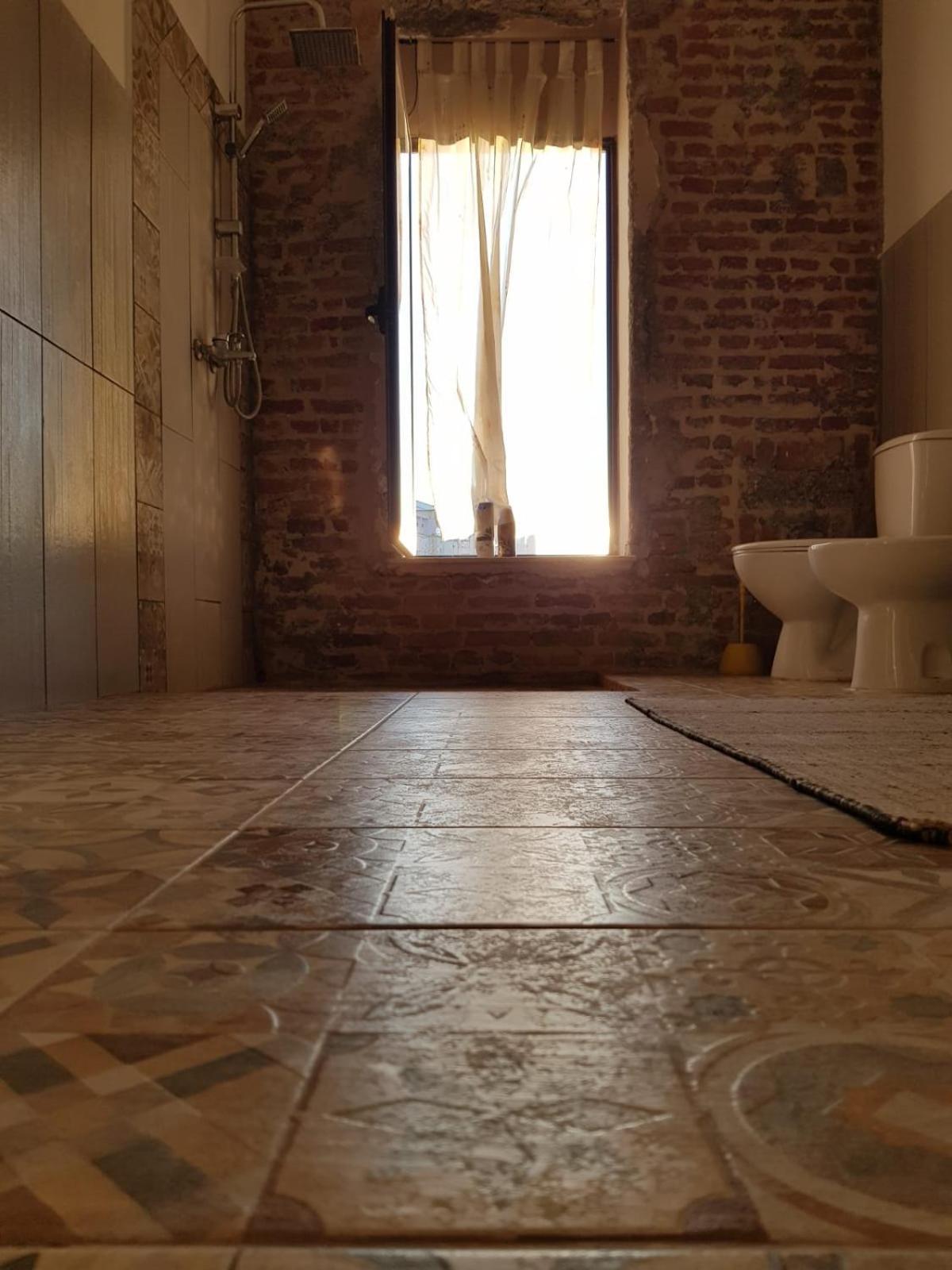 Yes2 Apartment Tirana Bagian luar foto